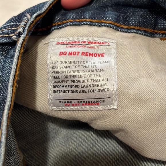 2 pairs of Arita low rise M4 boot jeans that are not hemmed - Picture 6 of 6